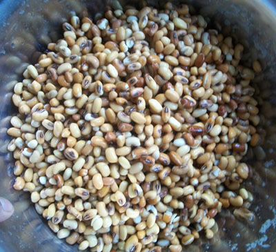 Cowpeas soaked overnight