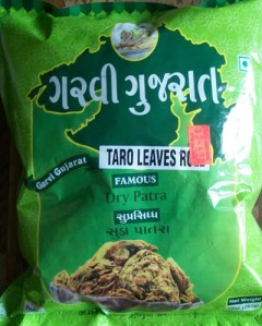 Taro Leaves Roll