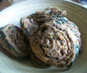 Taro Leaves Roll