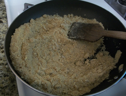 Besan, sugar, ghee mix in the pan