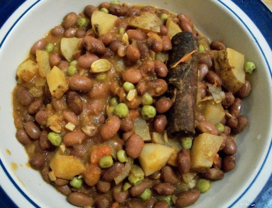 Rajmaa and Aloo (Indian Kidney Beans and Potatoes) 
